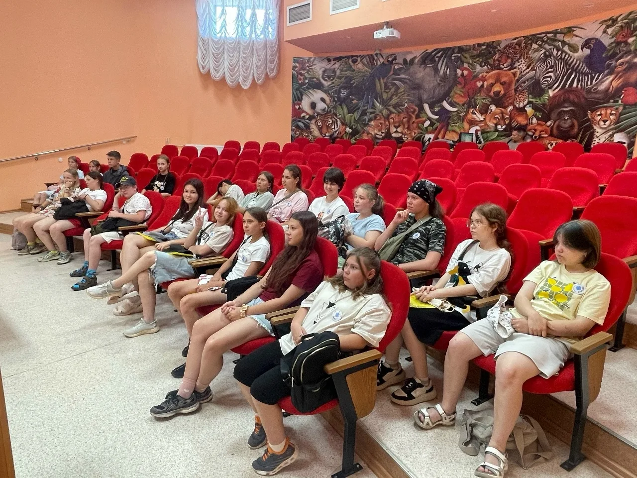👏 Вторая смена «Летней ветеринарной школы» подошла к финалу! Поздравляем всех участников с успешным
