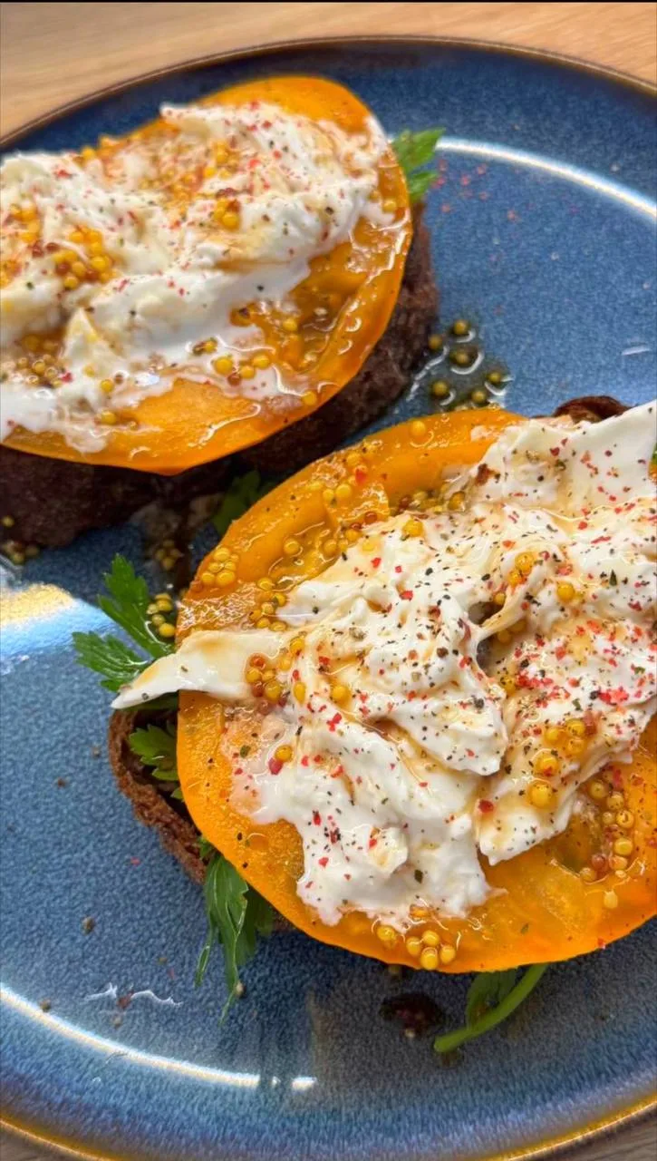 Завтрак от дочки😋