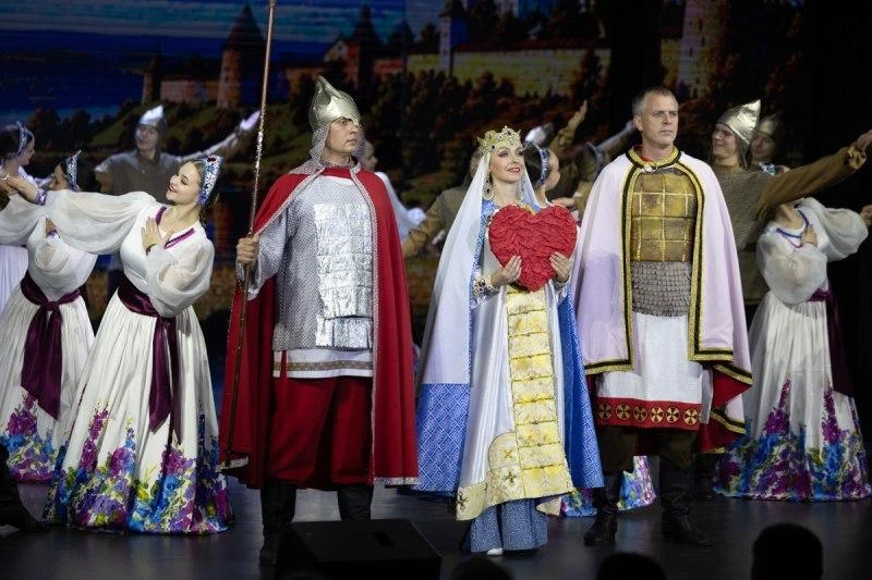 🔴 В Пскове проходит окружной этап фестиваля «Женское сердце России»