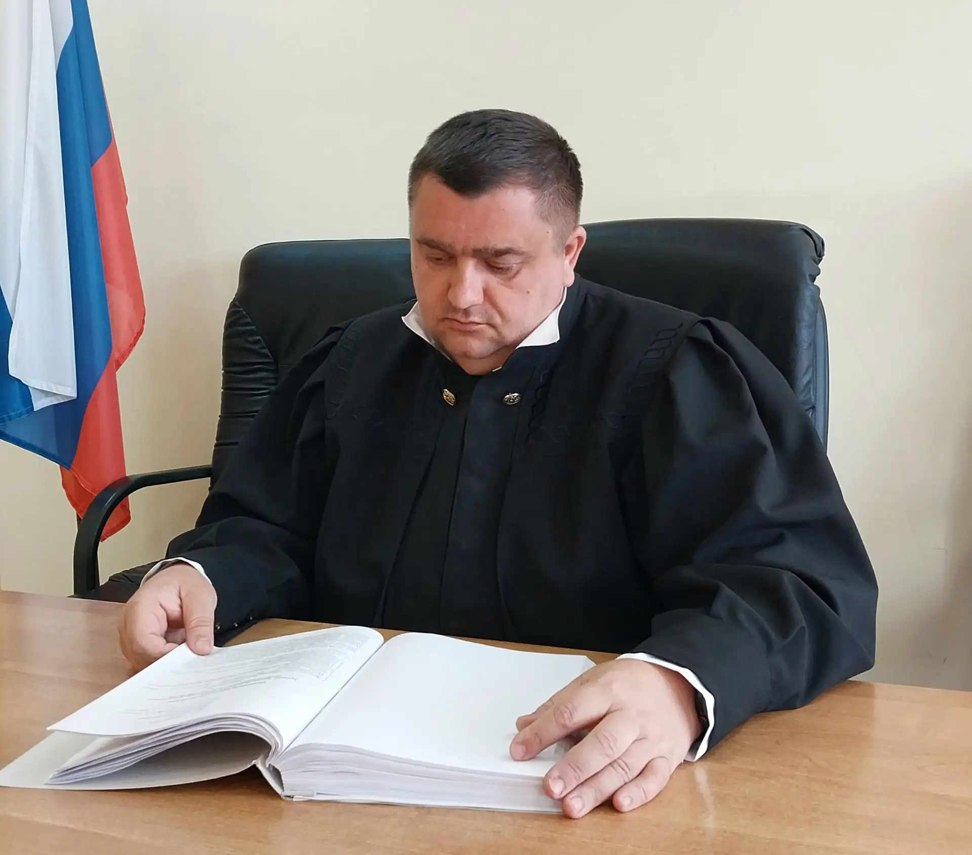 Красногвардейским районным судом Ставропольского двое лиц осуждены за мошенничество (ч. 2 ст. 159 УК