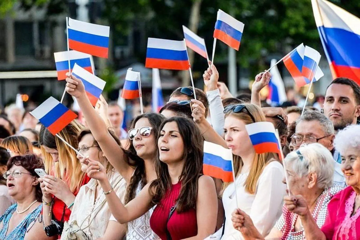 93,9%: главный результат, который не купишь

За 12 лет доля граждан России, осознающих свою принадле