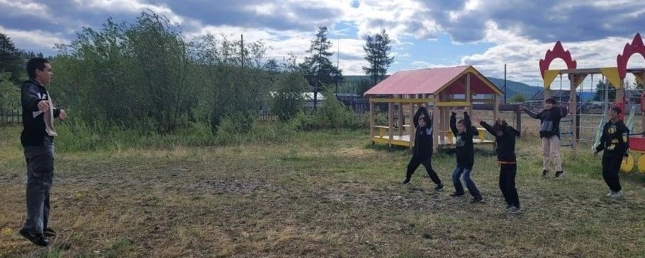 День 4. "В гостях у Экологов" (Орлёнок-Эколог). Утро началось с Экологической зарядки "Зверобика". Д