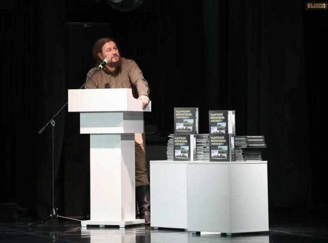 В Ишиме представили книгу о бронепоезде «Патриот»