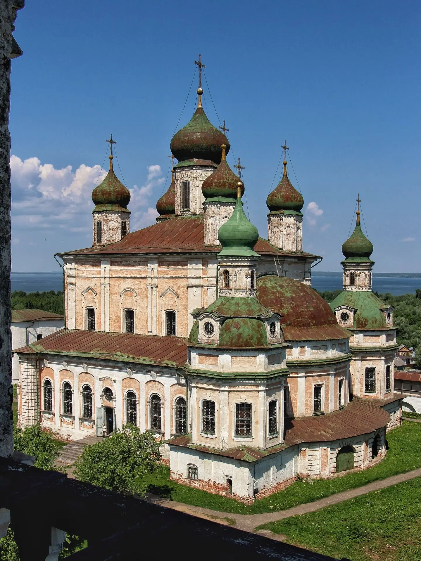 Горицкий Успенский монастырь

Точная дата основания монастыря неизвестна. По мнению исследователей, 