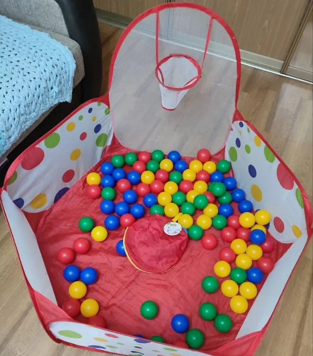 Сухой бассейн с шариками(103 шт.)
