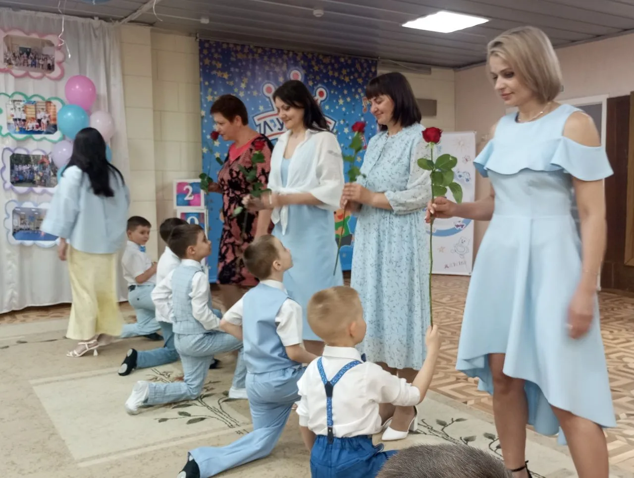 🌟 Сегодня особенный день, когда эмоции просто зашкаливают! Ребята группы №6 прощаются ...