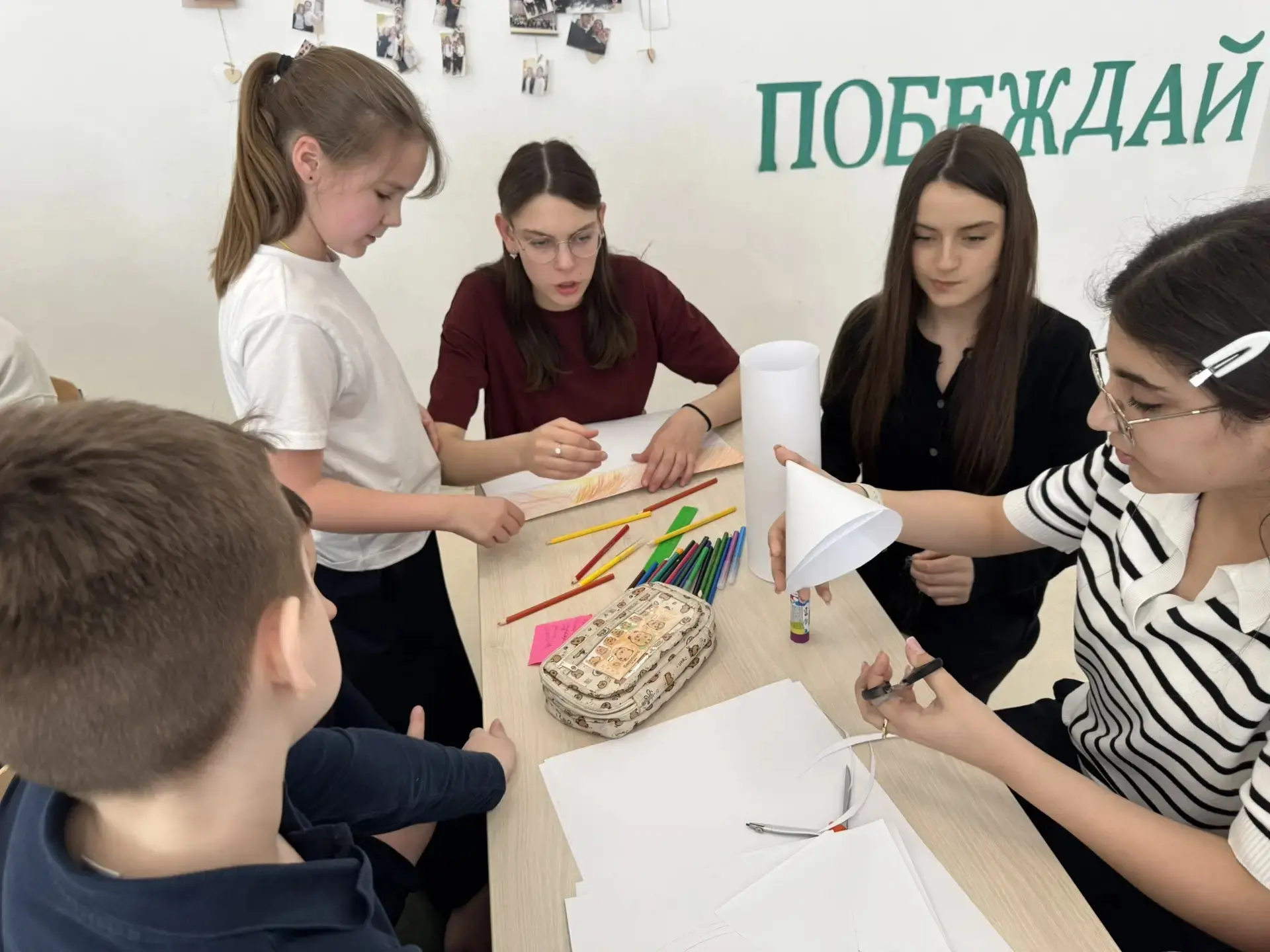 Проект «Каникулярные клубы Первых»: космическая неделя.  Старшие  и младшие участники объединились в