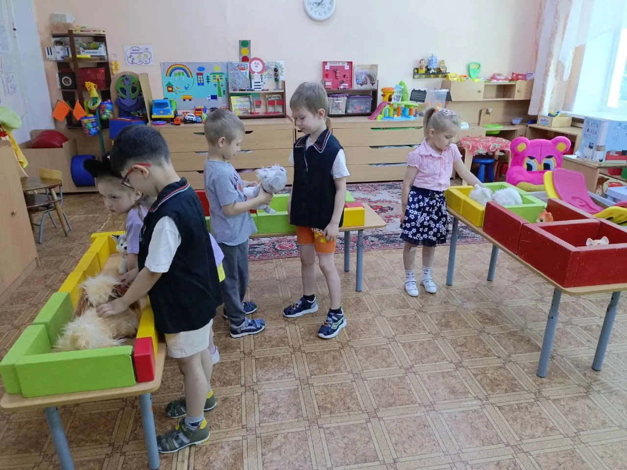 В старшей группе продолжается реализация проекта "Семья - это Мы!" На второй неделе июня детей позна