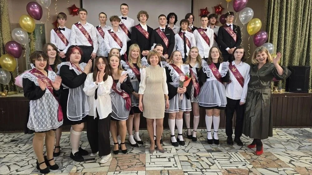 🚀🎉 Слезы счастья, воздушные шары и самый звонкий аккорд школьных лет!