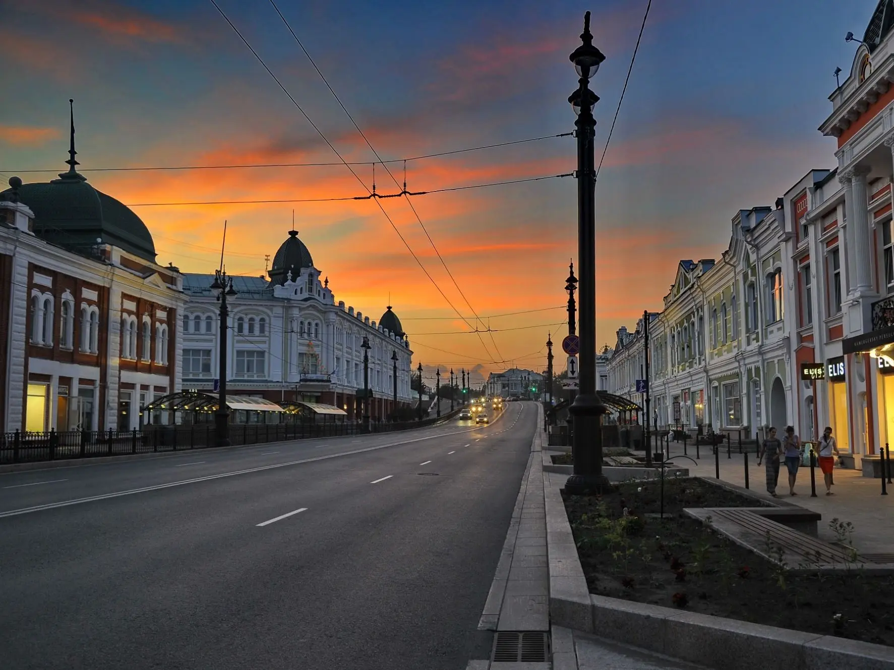 ✅️Омск участвует в фотовыставке Союза российских городов «Городская эволюция. 35 лет развития».

🕰В
