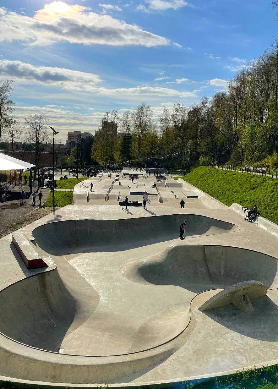 Парк «Песчанка» открылся после просушки 🌳  📍 г. Всеволожск  Парк с интересным ландшафтом и нескольки