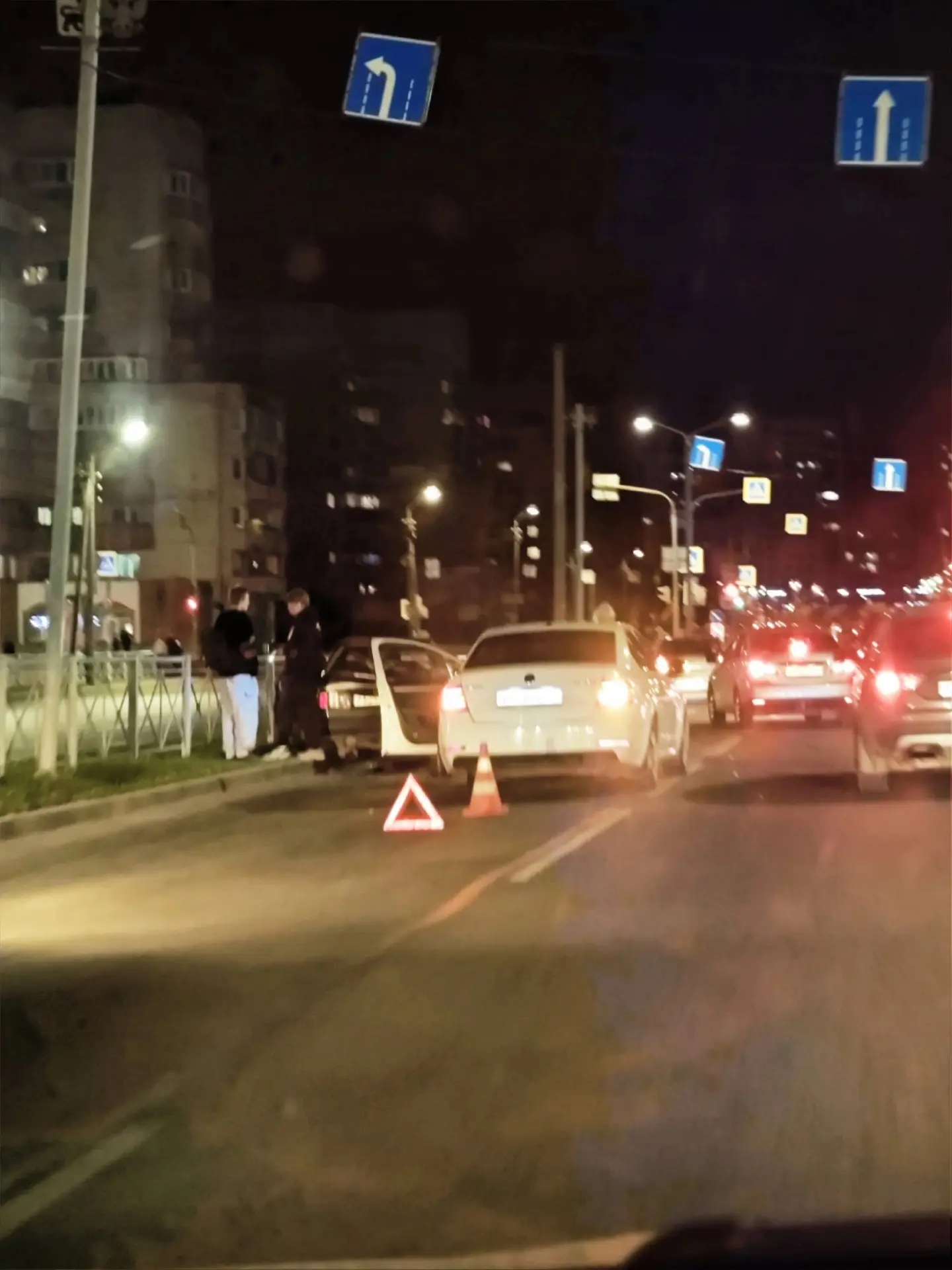 Напротив пика замесик.