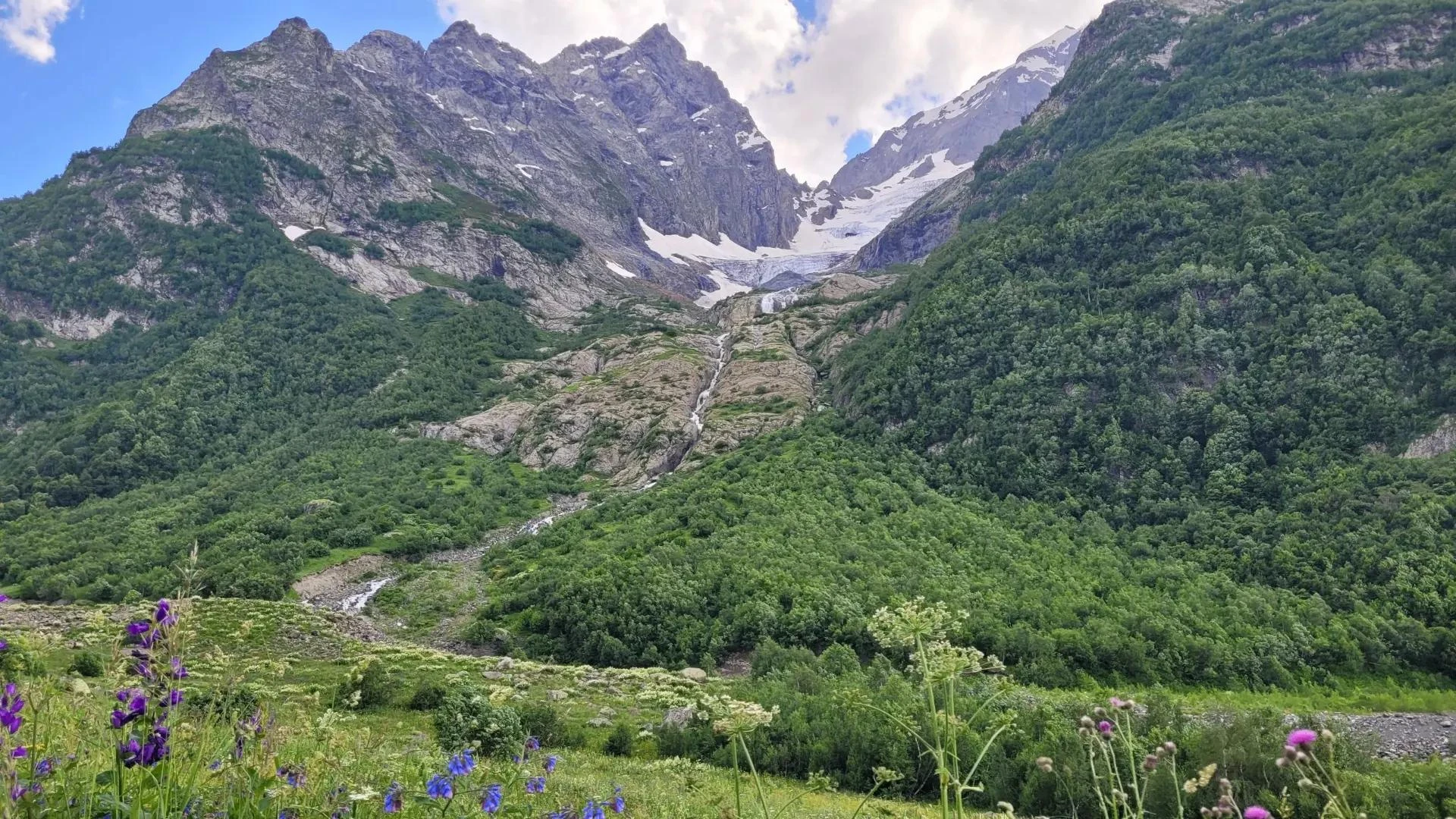 Чучхурские водопады
