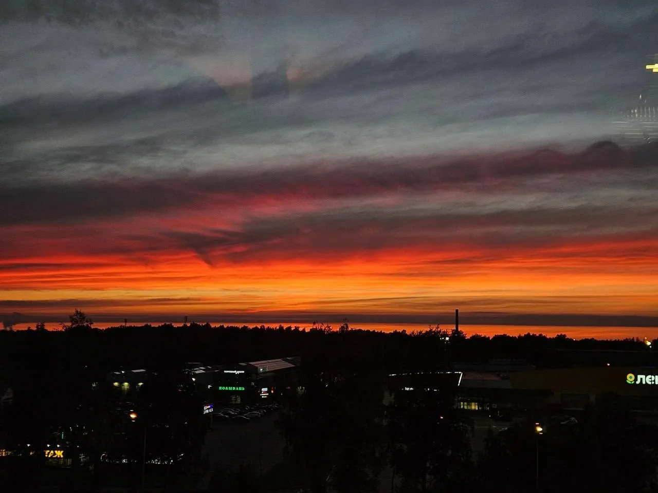 🌅Огненный закат был сегодня в Питере.