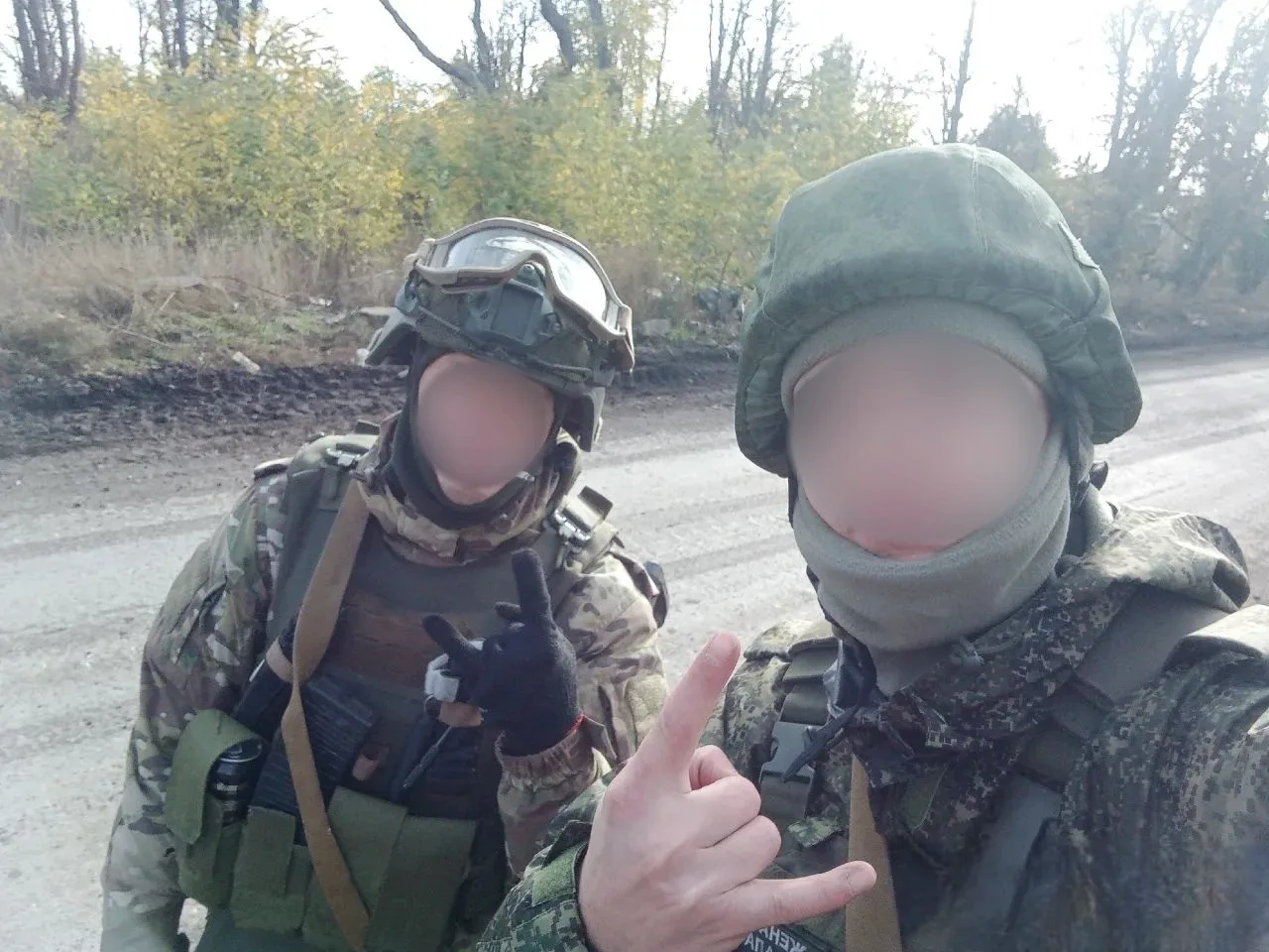 Сын кадрового офицера, он с детства мечтал пойти по отцовским стопам, но не сложилось. Казалось, арм