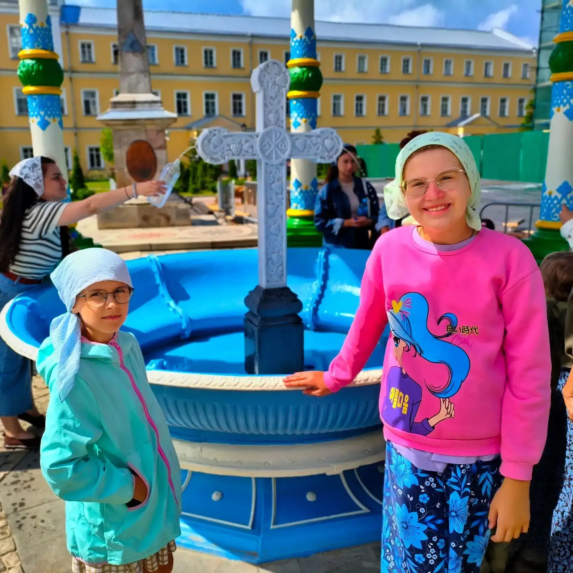 ☀Ученица 4 А класса Чередниченко Елизавета побывала в Москве, а также совершила паломничество в Свят