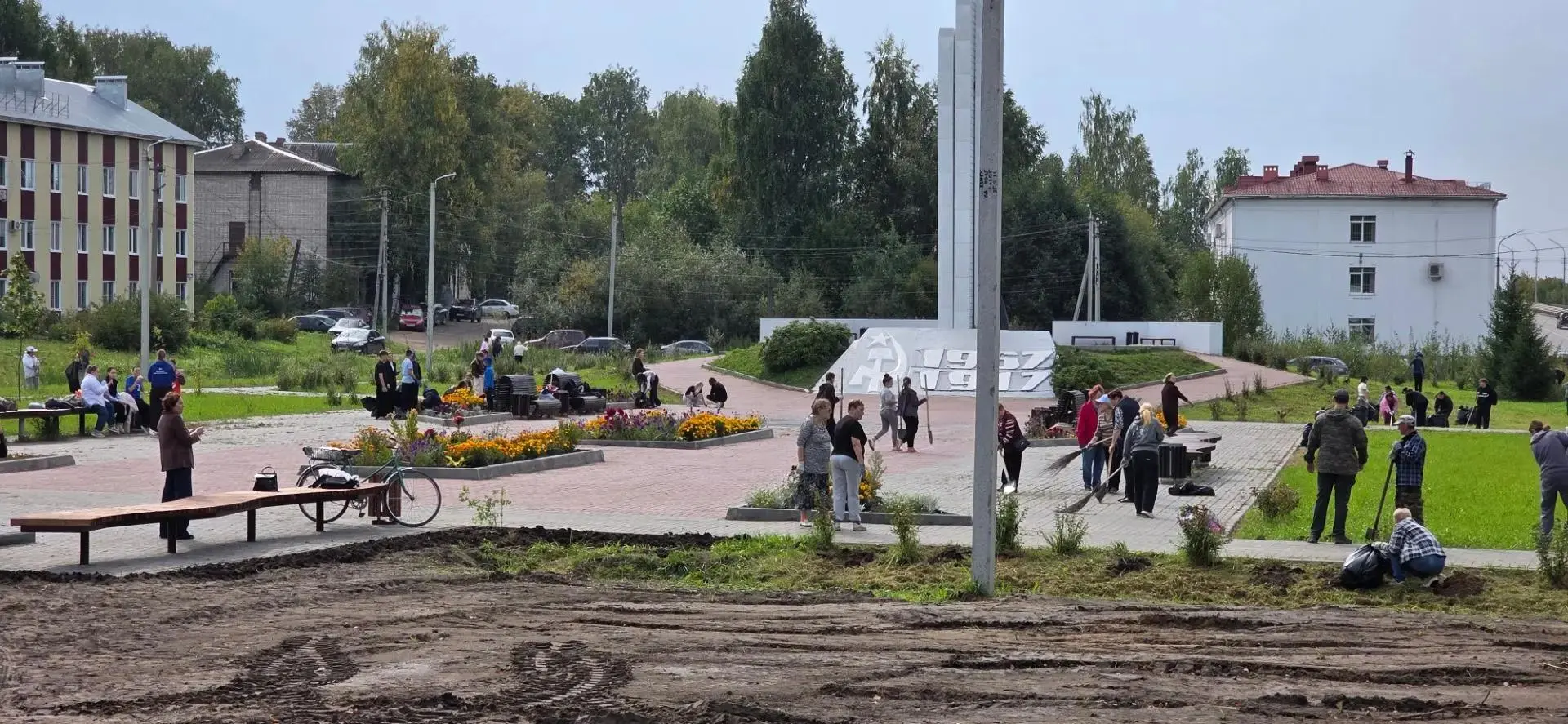 Уже скоро состоится торжественное открытие аллеи имени В.В. Долгих, благоустроенной по ...