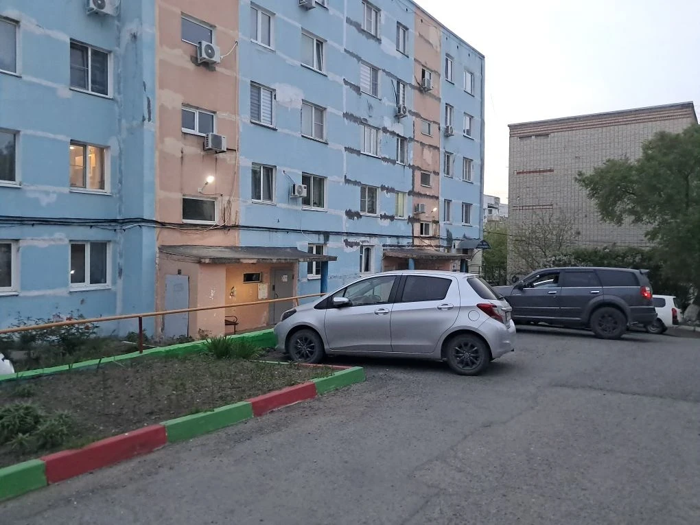 В Славянке на доме №25 по ул. Героев Хасана смонтировали квартальное освещение  Администрация Хасанс
