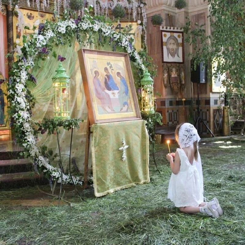 Молитва родителей на благословение детей
⠀
Господи Иисусе Христе, Сыне Божий, благослови, освяти, со