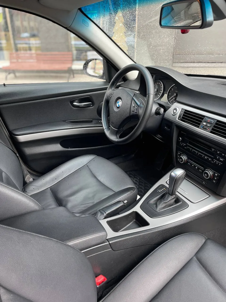 😍Скидка 50.000₽   BMW 320i   ▪️ Год выпуска — 2007 ▪️ 2.0 | автомат | 150 л.с.   ▪️ 269 тысяча пробе