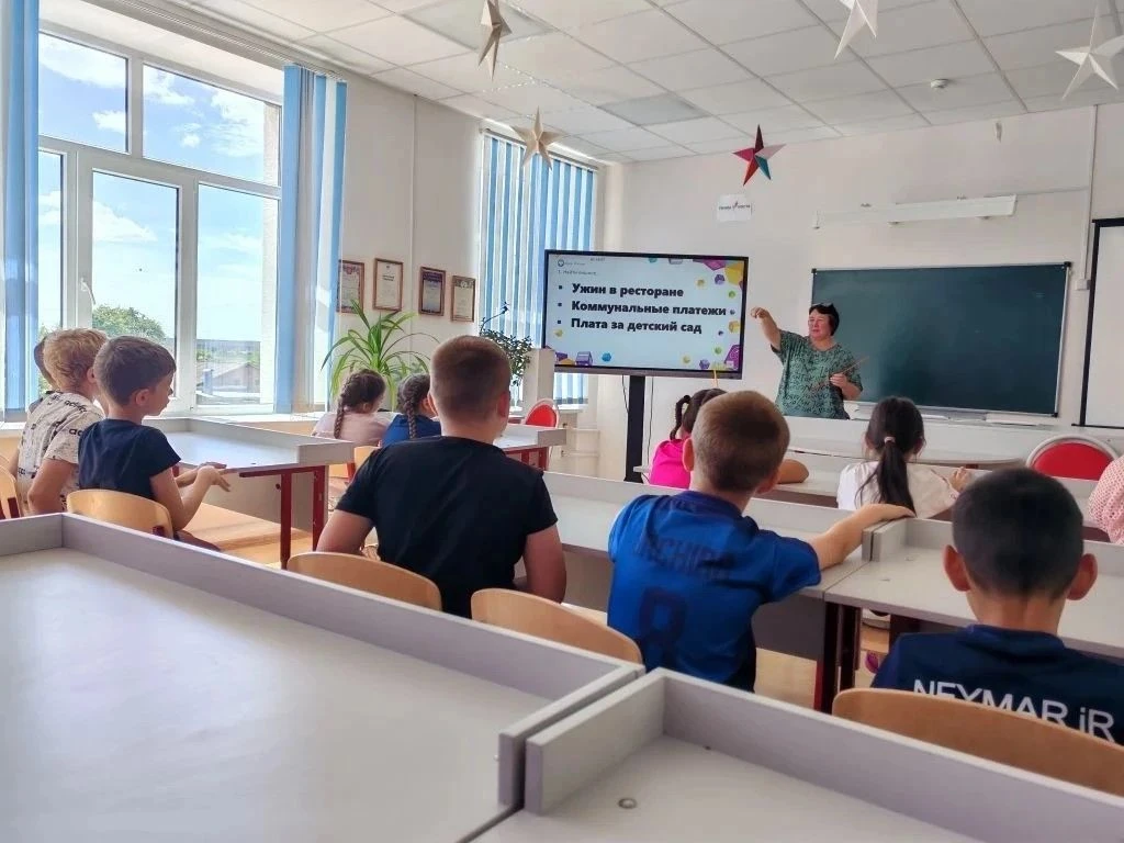 Финансовая грамотность – это увлекательно!
     Отгадывать ребусы любят все. В лагере дневного пребы