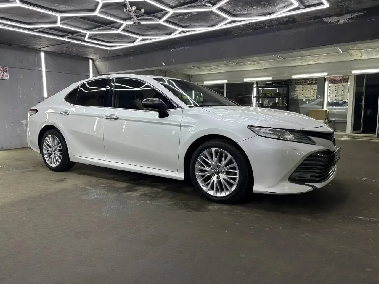 Мы подготовили для Вас еще одну  Toyota CAMRY  Комплектация Prestige Safety 2019 год 1 хозяин 155.00