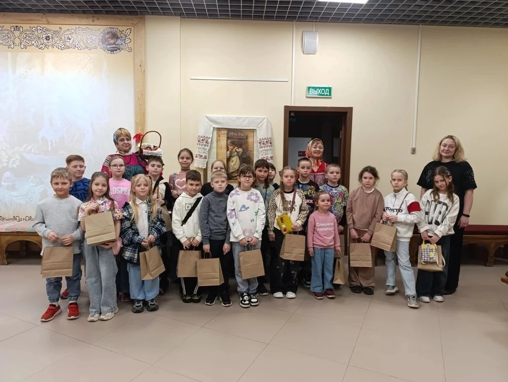 Весна идёт, полна чудес! Христос воскрес!  18 апреля, в светлую Пасхальную неделю, ученики 2Б класса