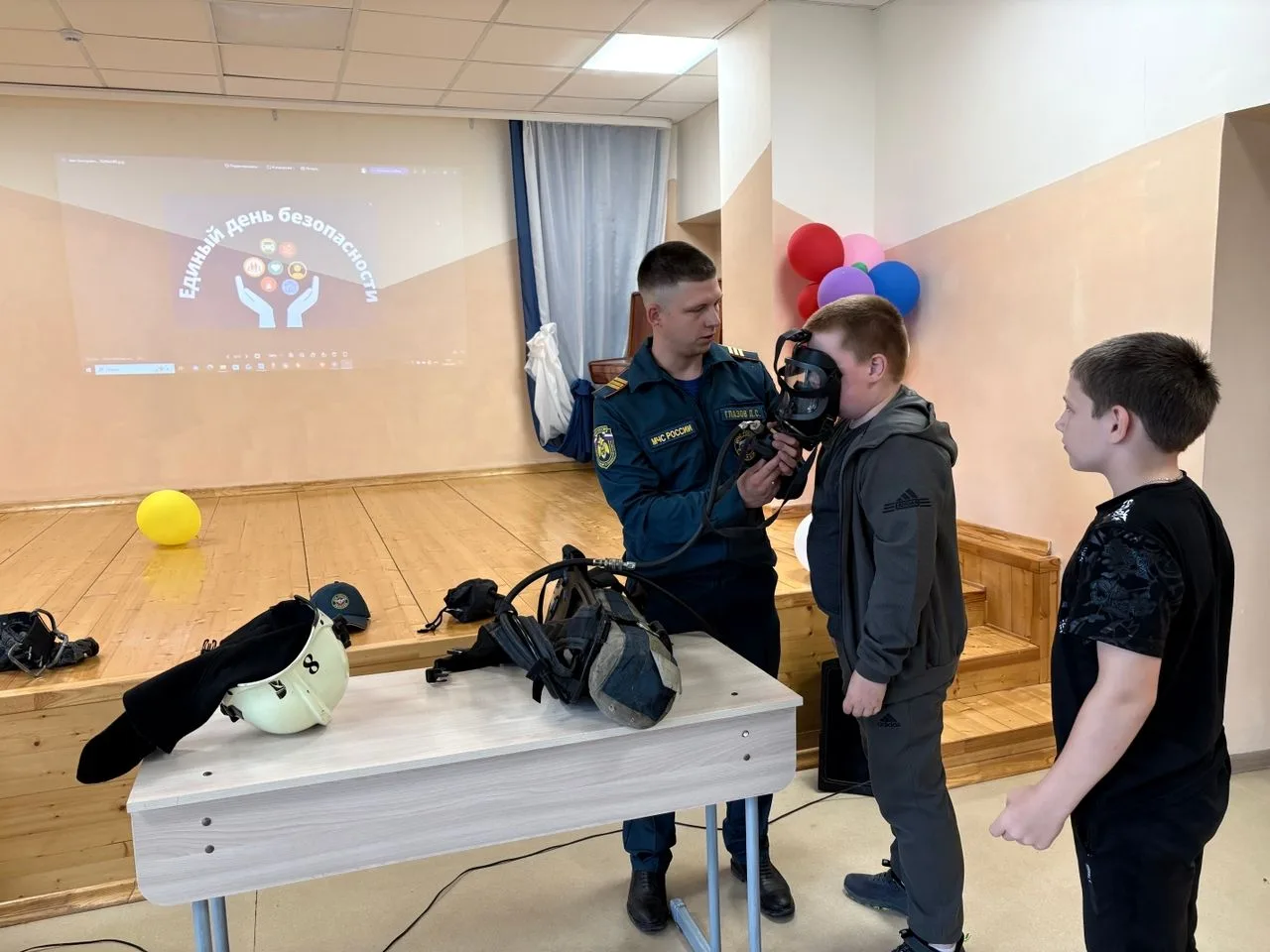 Единый день безопасности
 
В целях недопущения возникновения пожаров по причине шалости детей и форм