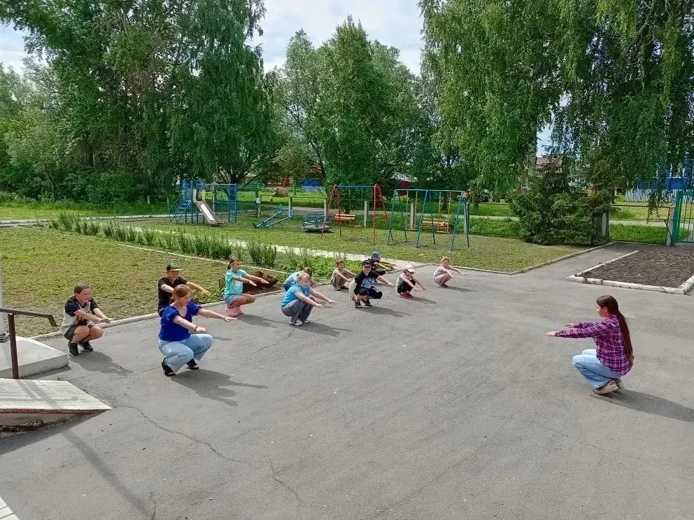 👫Лагерная  жизнь  продолжается. Сегодня с ребятами  было проведено профориентационное ...
