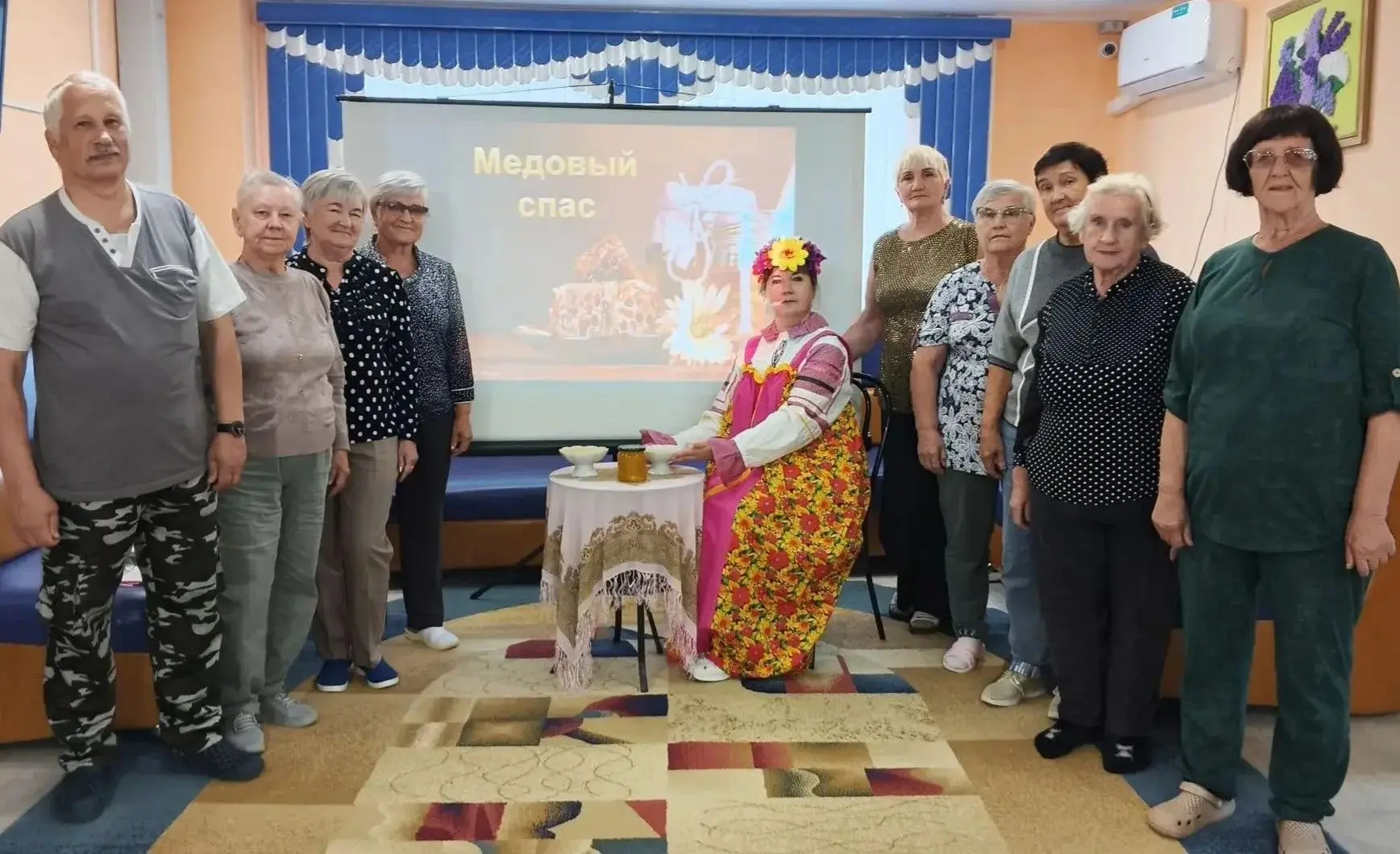 Сегодня получатели социальных услуг ОДП отмечали один из православных праздников, издав...