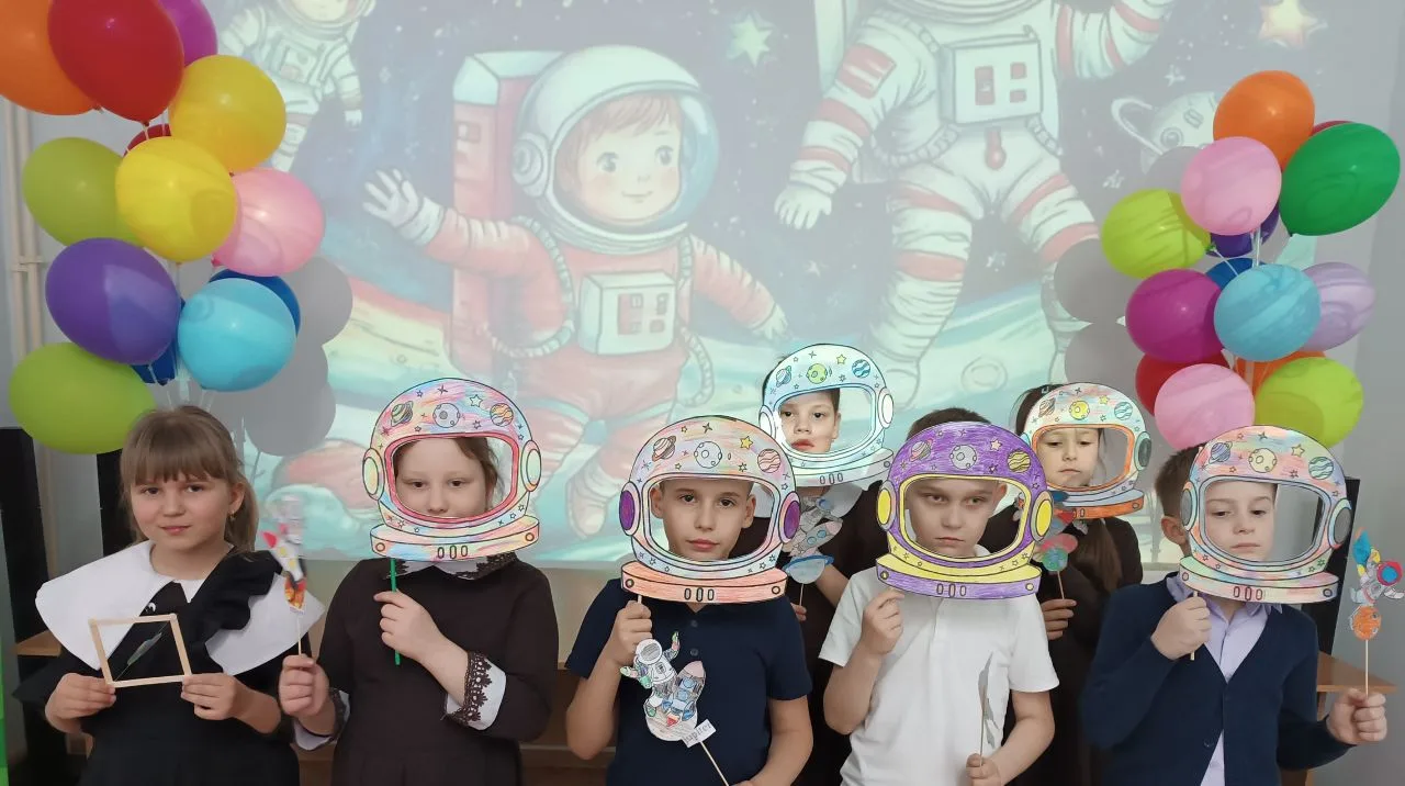 🚀🚀Космические приключения в Доме детского творчества!