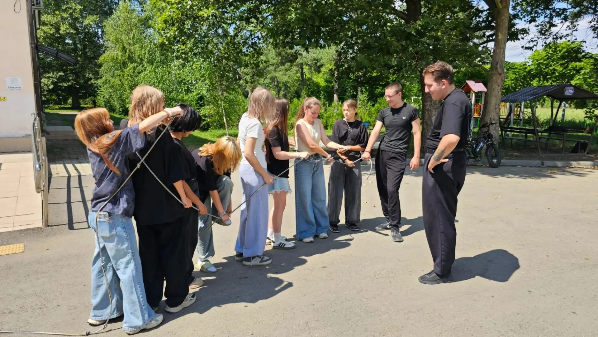 15.07.2026 года на спортивной площадке в МКУК "Мингрельском КДЦ" проведено мероприятие «Весь мир за 