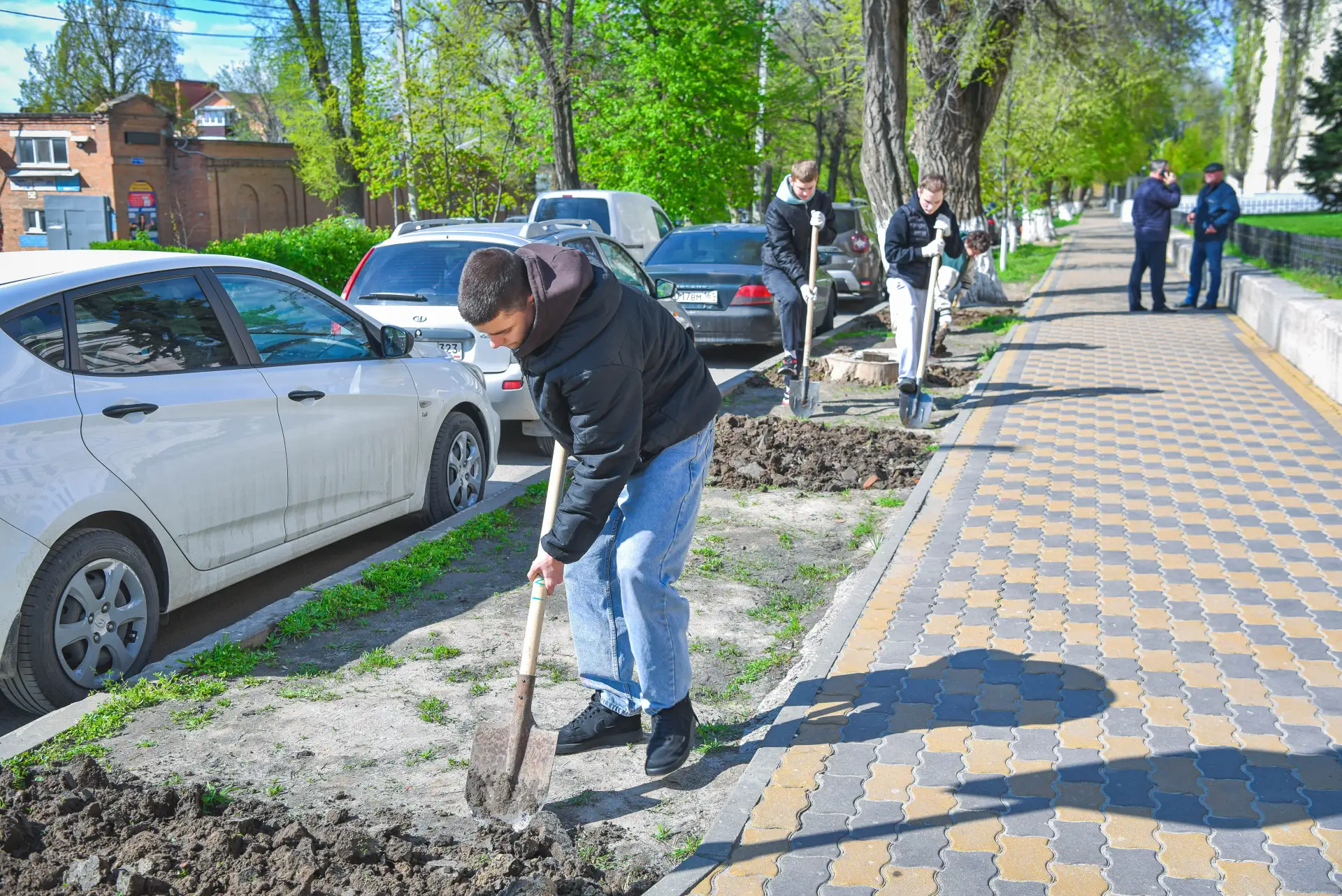 💪Политехники снова в деле  — за чистоту и порядок!⠀ ⠀ 🌿Двадцать третьего апреля активные студенты ИФ
