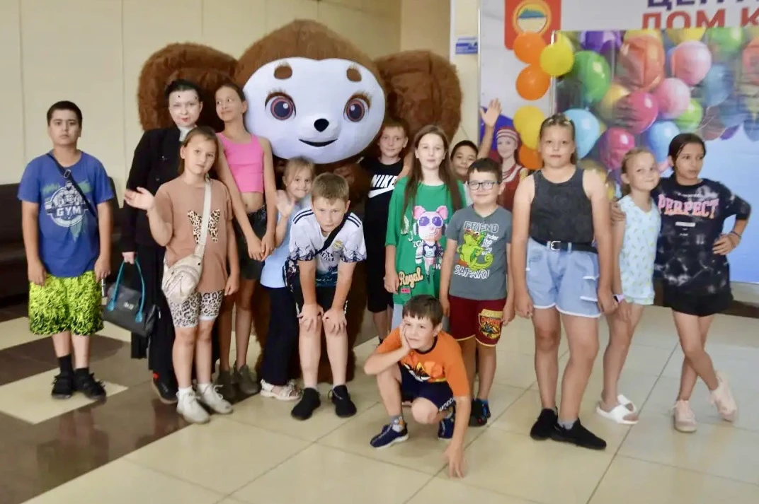 ДЕНЬ РОЖДЕНИЯ ЧЕБУРАШКИ! ПРАЗДНИК ДОБРА, ДРУЖБЫ И УЛЫБОК!