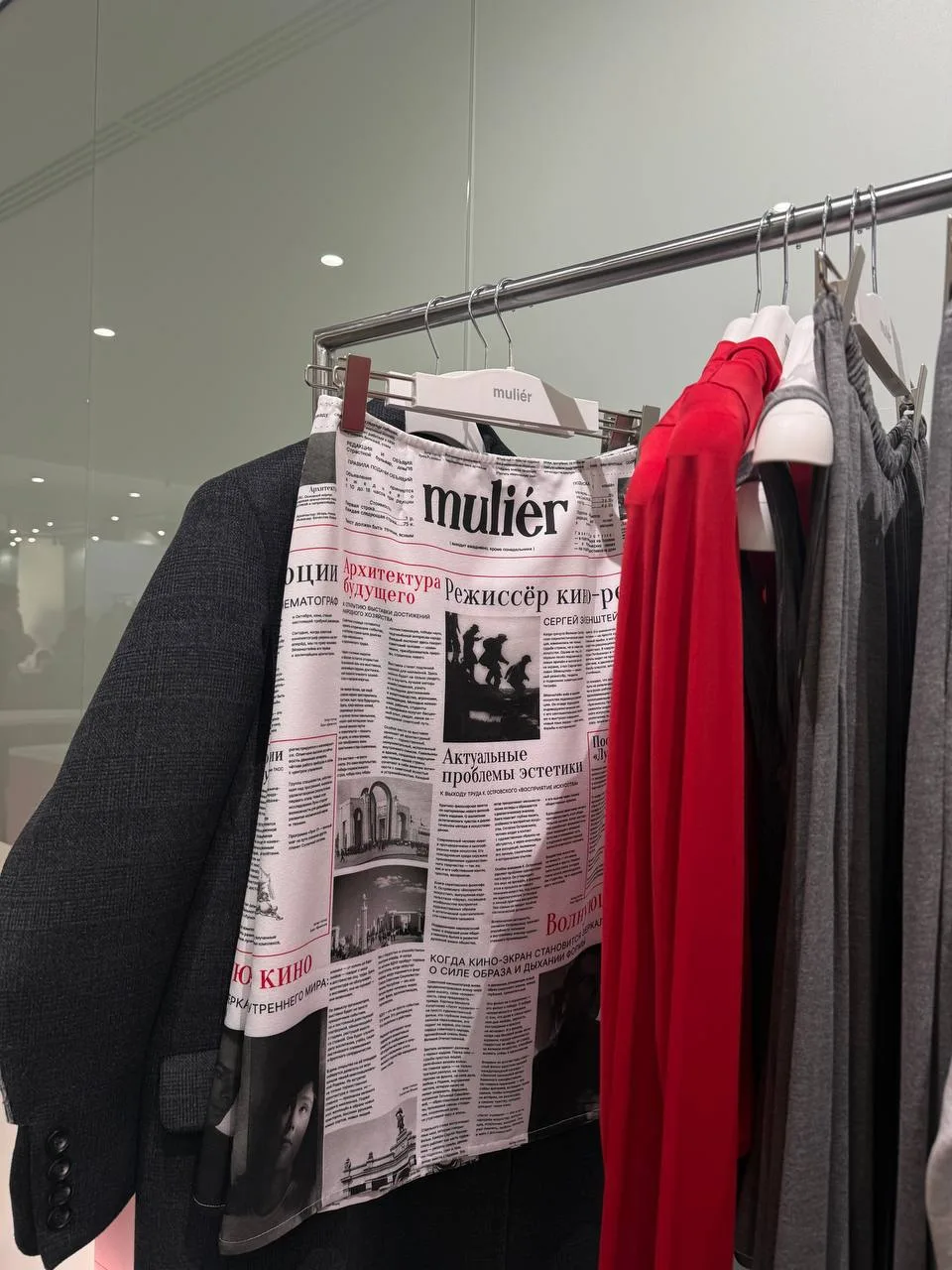 побывали на открытии нового бутика mulier 💔  ребята очень интересно рассказали о концепции их простр