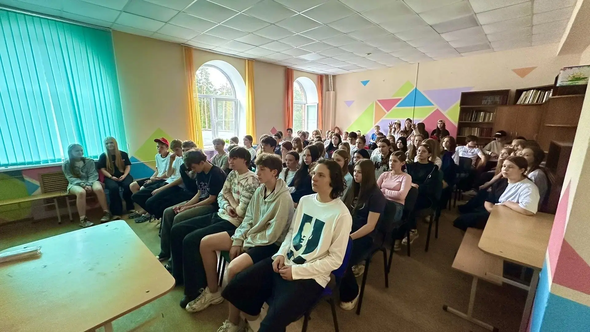 В загородном оздоровительном лагере «Заря» состоялась важная профилактическая встреча, направленная 