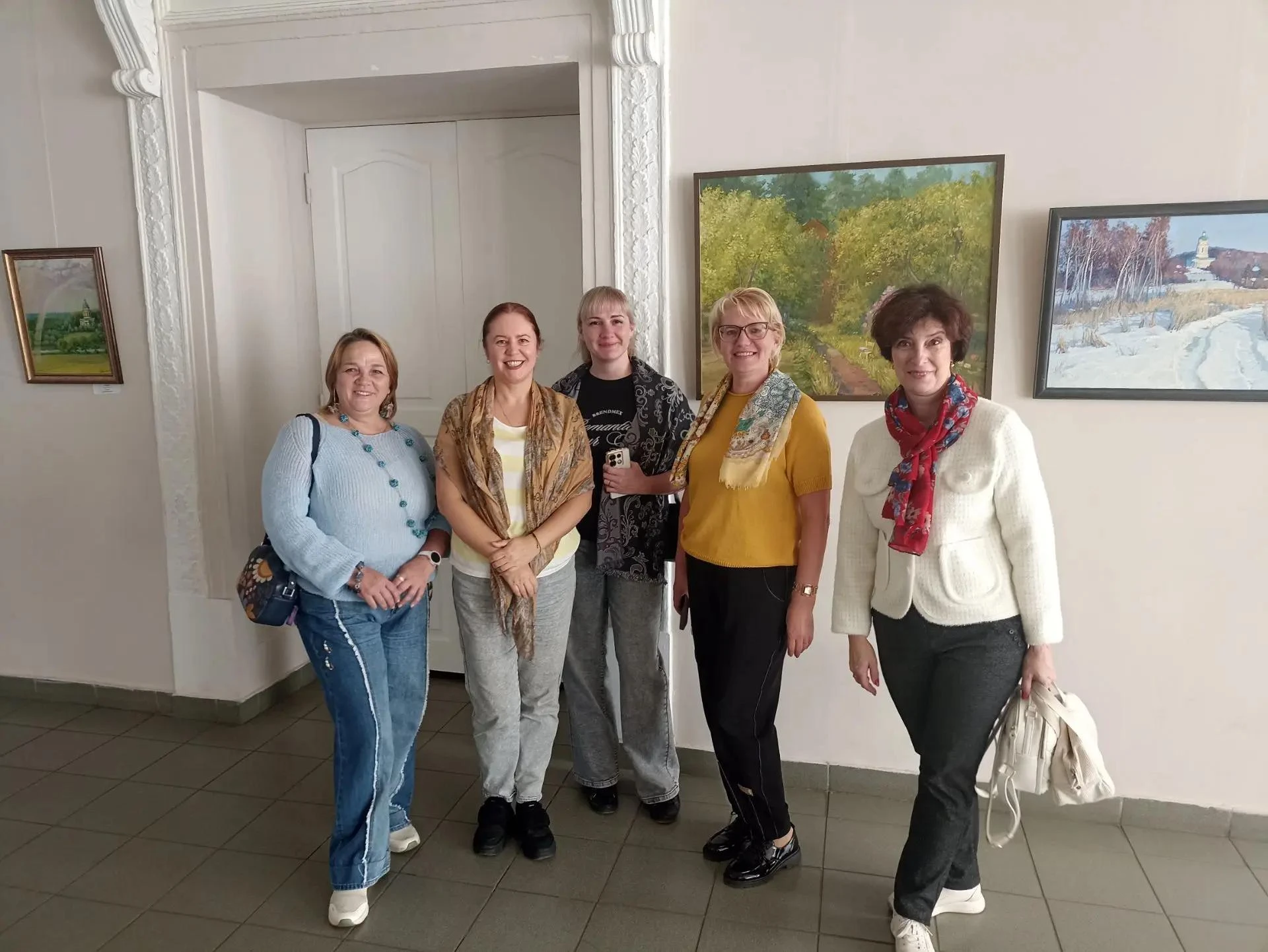 🎨 Сегодня в Центре культуры и досуга «Факел» прошла экскурсия по выставке фрязинских х...