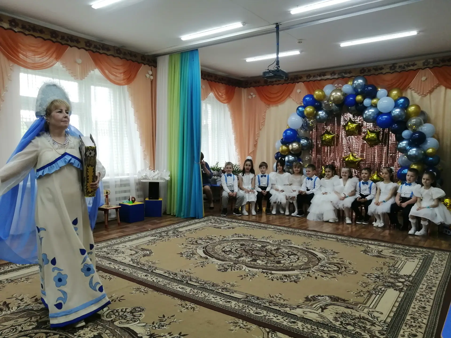 Замечательный праздник Выпускной бал прошёл в детском саду❤️ Сегодня было всем и грустн...
