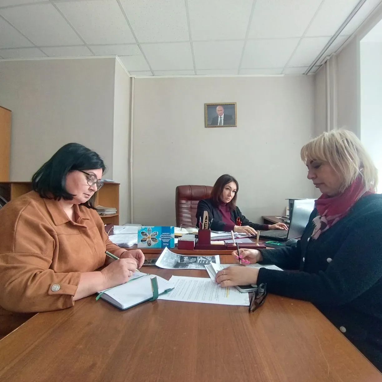 Во Дворце творчества детей и молодёжи есть правило, которое знают все сотрудники: если хочешь вести 