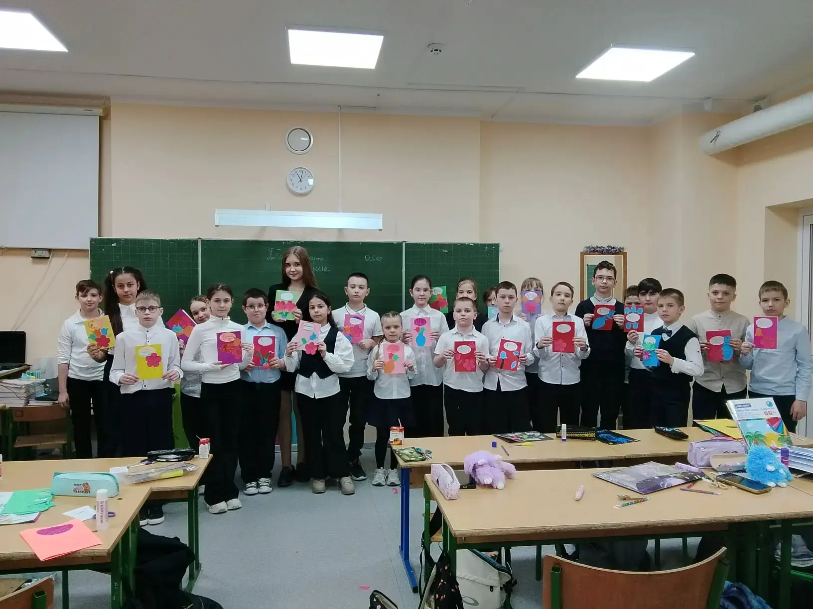 Мастер-класс к 8 Марта: делаем открытки с душой   Сегодня активисты Движения Первых в рамках Всеросс
