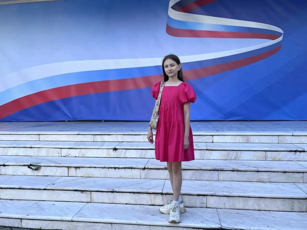 Портная Ольга (класс преподавателя Дзнеладзе С.Ж.) принимает участие в фотоконкурсе «Бе...
