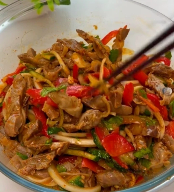 🔥 Хе из куриных желудочков — вкусная, сочная и в меру острая закуска, которая отлично подойдёт и к 