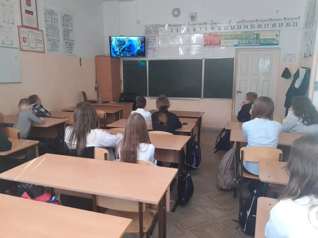 🇷🇺 РАЗГОВОРЫ О ВАЖНОМ  27 апреля 2026 года в школе традиционно прошли занятия из цикла «Разговоры о 