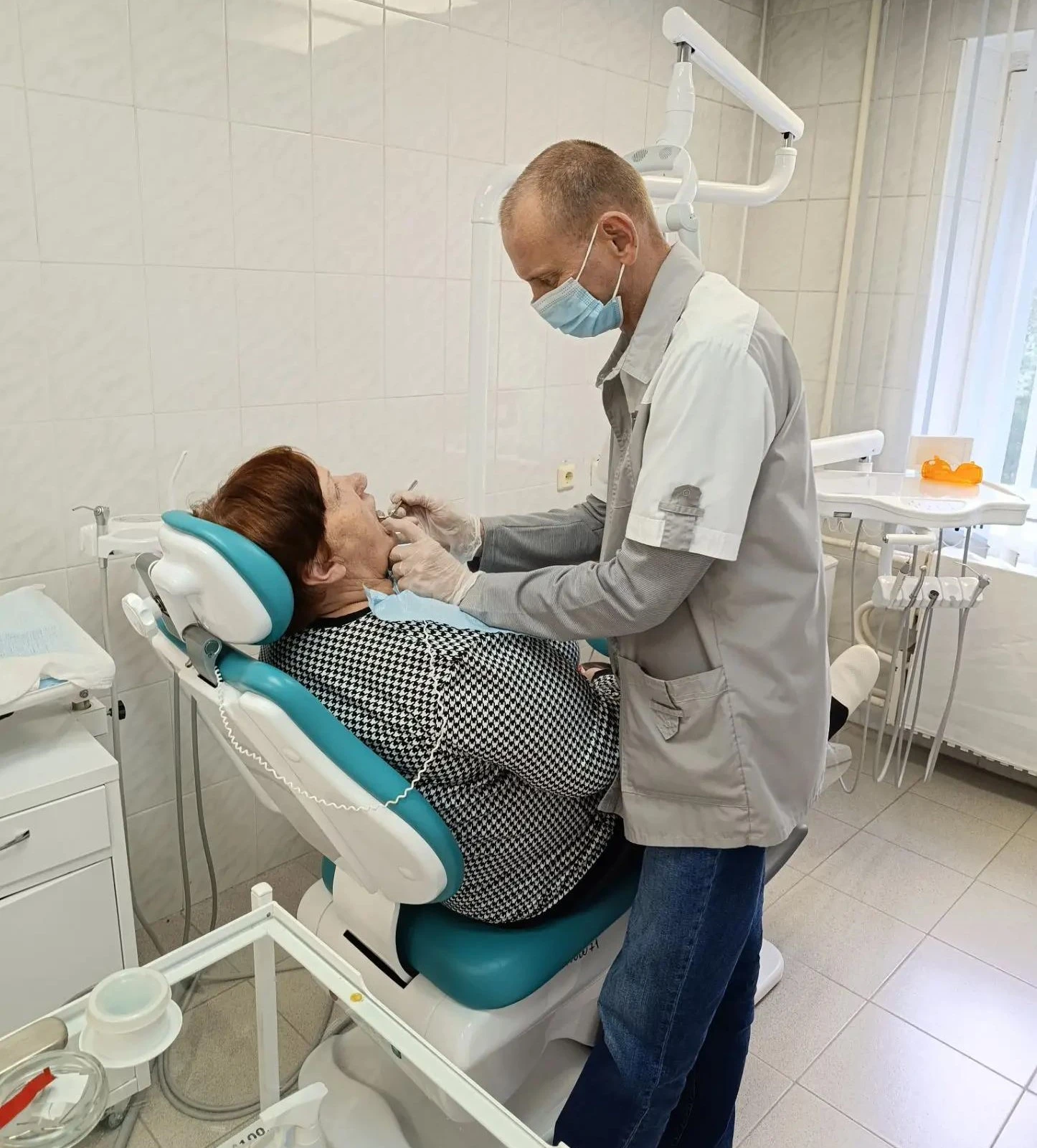 В нашем Центре работает стоматологический кабинет, решающий проблему доступности медици...