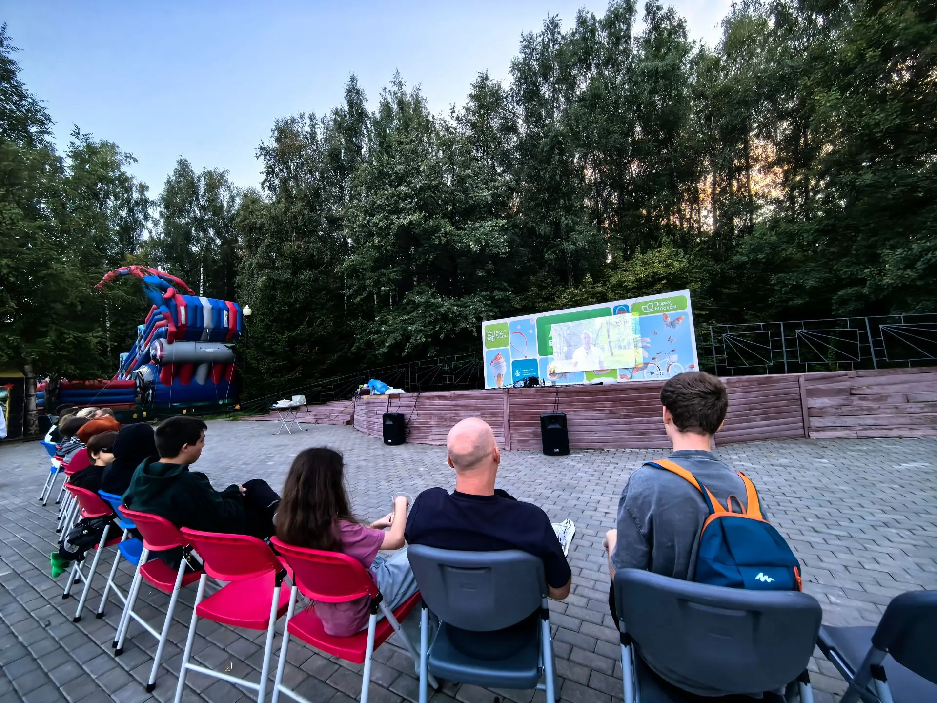🎬 Вечер классики в Тёплом Стане: «Волга-Волга» под открытым небом!