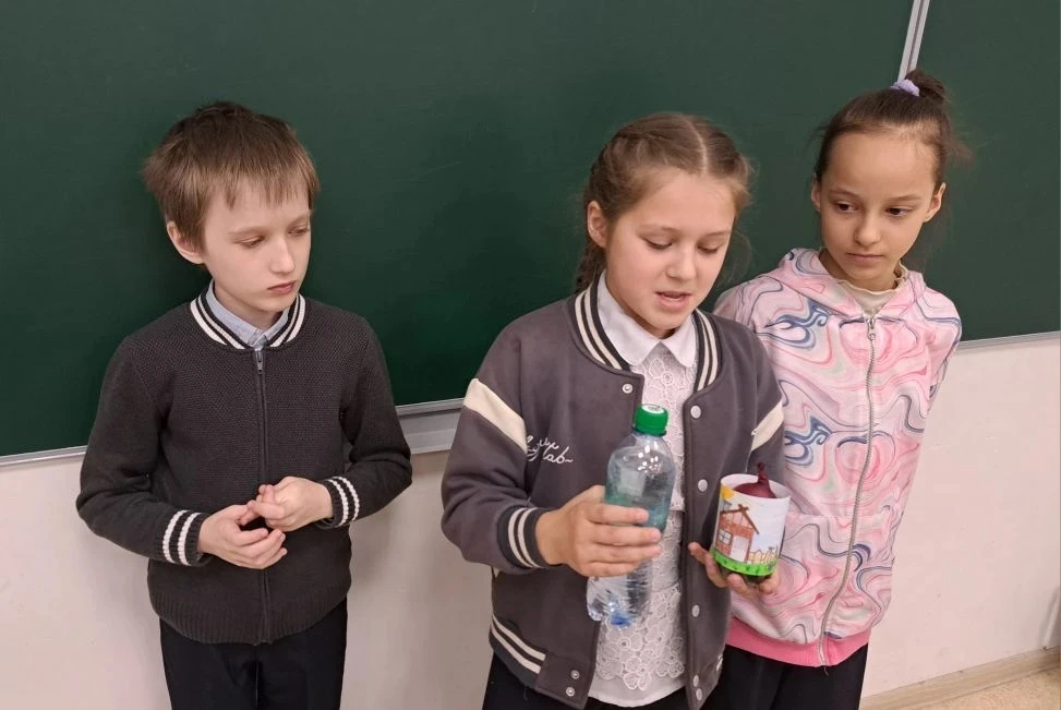🌍 Экодекада стартовала отлично!  В начальной школе началась декада по Окружающему миру, и первый тво