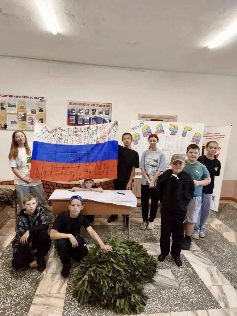 В Орджоникидзевском районе продолжается передвижная выставка «Тыл фронту». 
На территории с.Сарала н