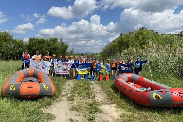 Для несовершеннолетних, состоящих на учете, организована экспедиция-сплав по реке Селенга
 
В рамках