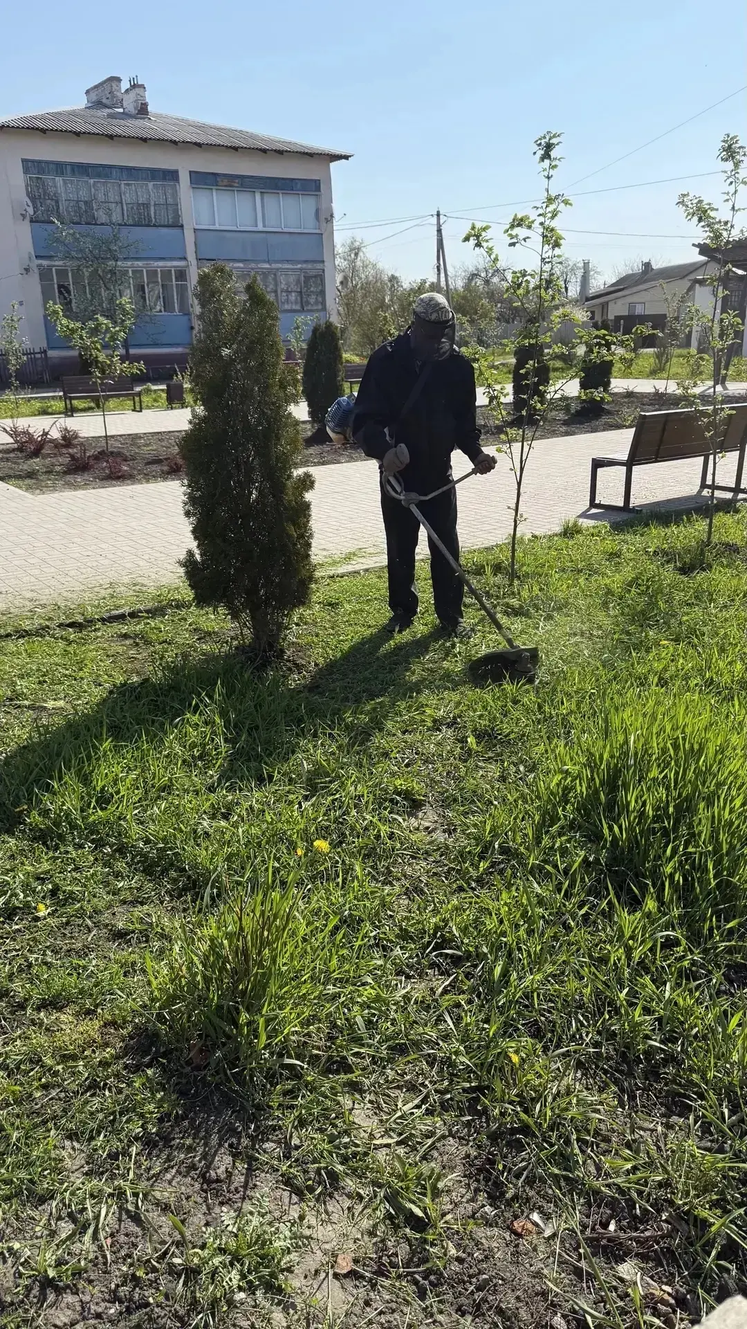 В нашем уютном посёлке продолжается активная работа по благоустройству территории, и мы...