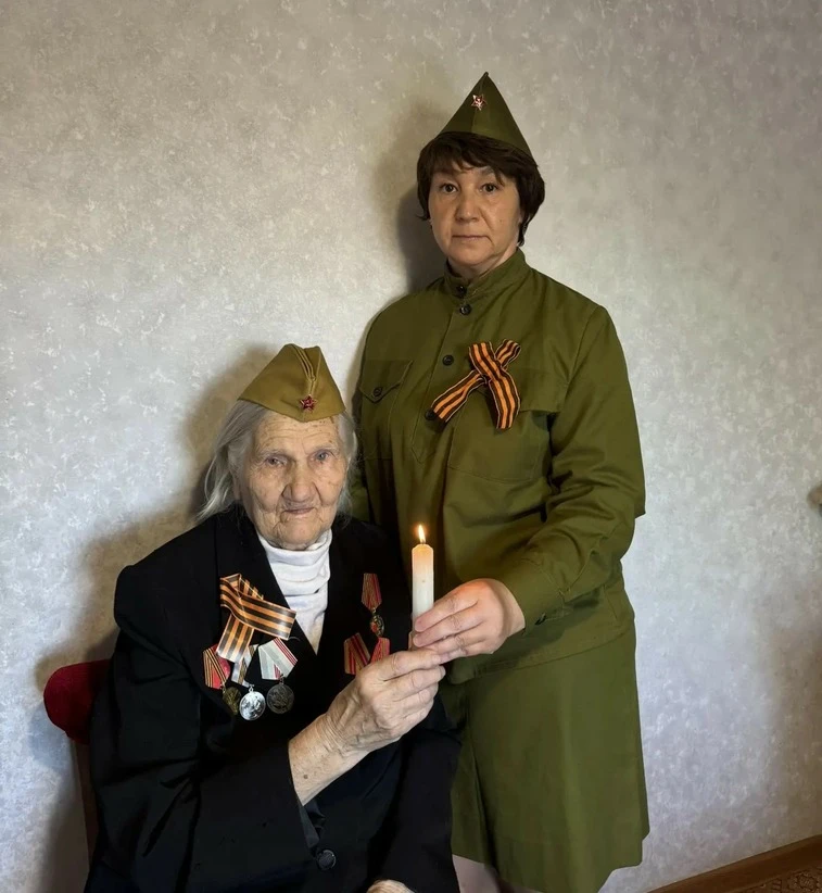 В рамках проведения Дня памяти и скорби сотрудниками Комплексного центра социального обслуживания на